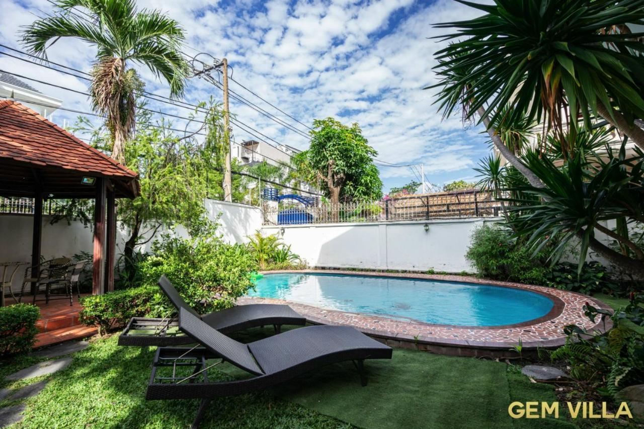 Gem 10 - 5 Bedroom, 6 Bathroom, Big Pool, Big Garden Villa *